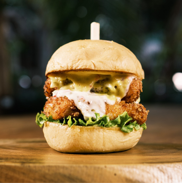 Kilymandiario Restaurante - Hamburguesa